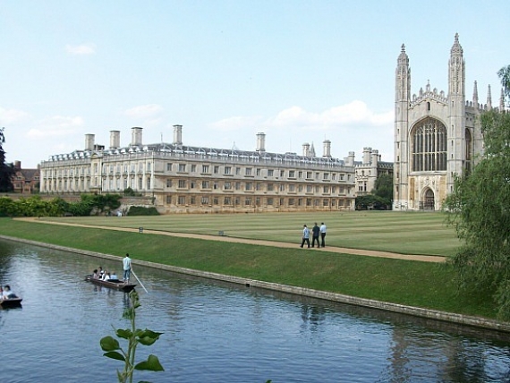 Quanto costa studiare in una università inglese?