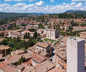 La città di Perugia vista attraverso i luoghi del Divin Pittore
